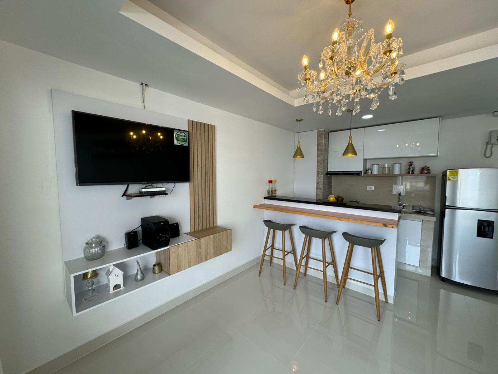 Vista Lateral A La Playa By Icdi Apartment Cartagena