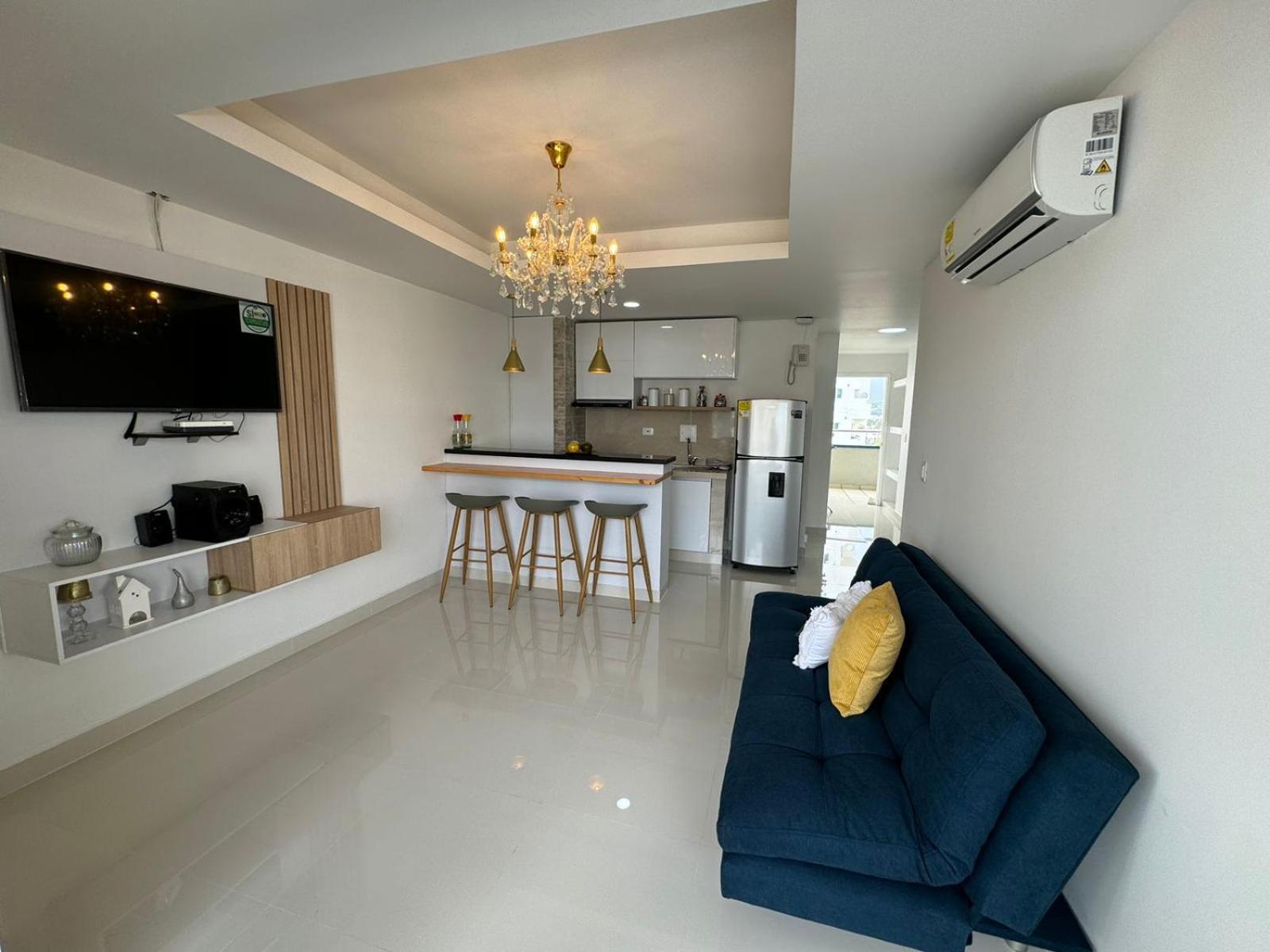 Apartment Vista Lateral A La Playa By Icdi Cartagena