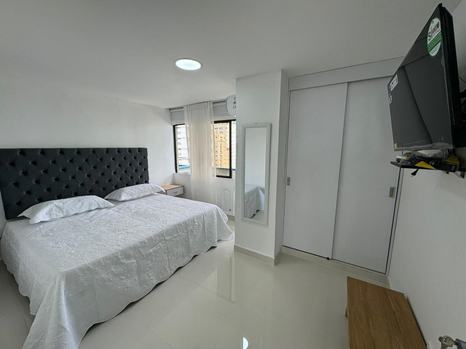 Vista Lateral A La Playa By Icdi Apartment