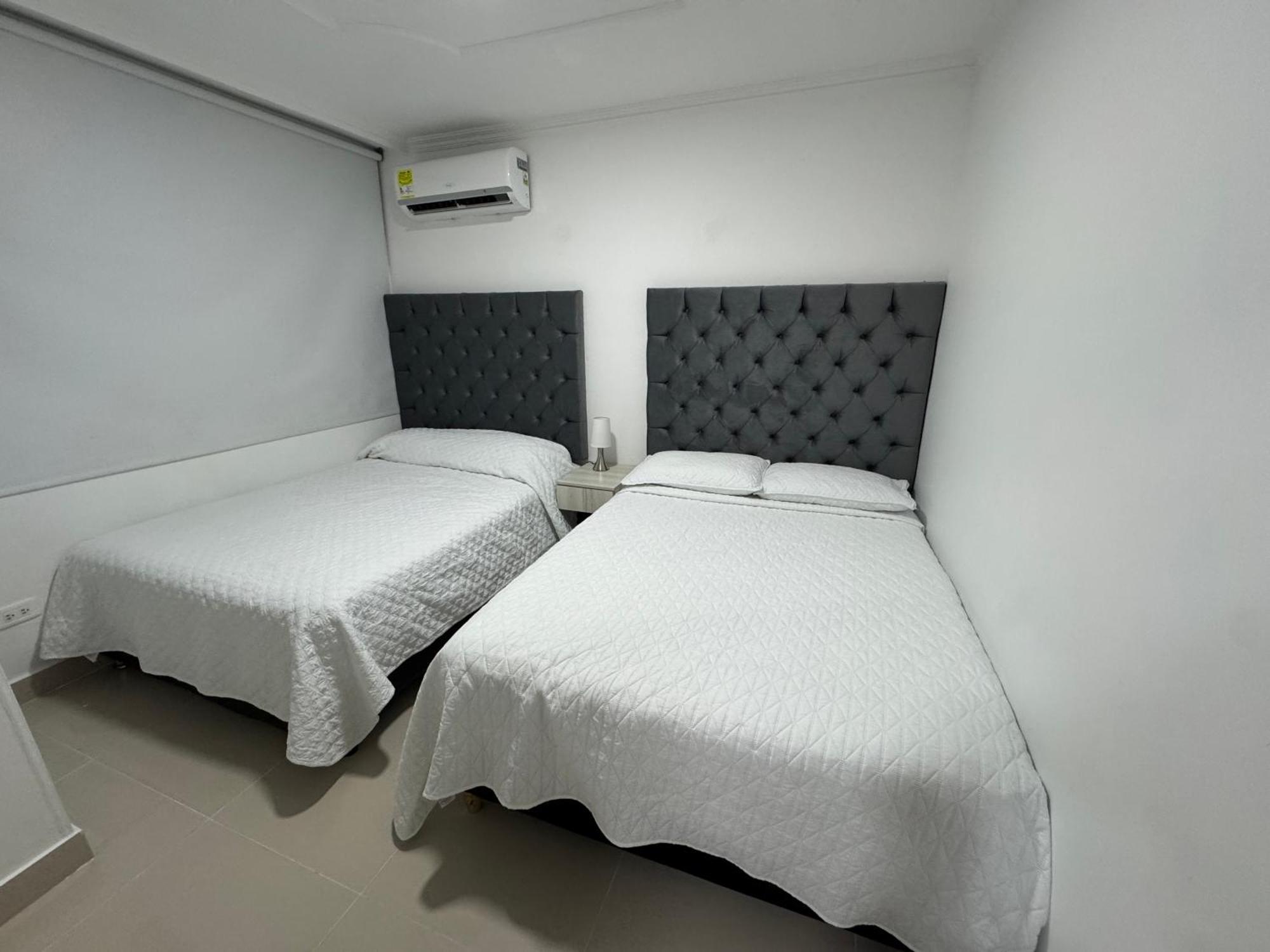 Vista Lateral A La Playa By Icdi * Cartagena